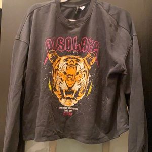 Black H&M graphic crew neck